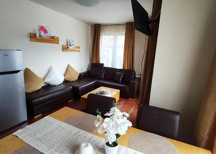 Danik Garden Appartement