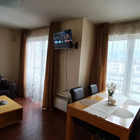 Apartamento Danik Garden *